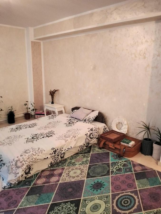 Royal Awoun Home Bucarest Extérieur photo